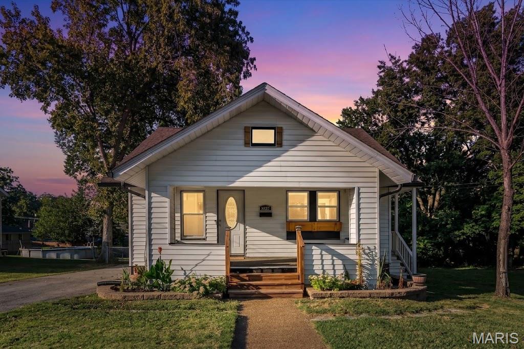 8627 Argyle Avenue Property Photo 1