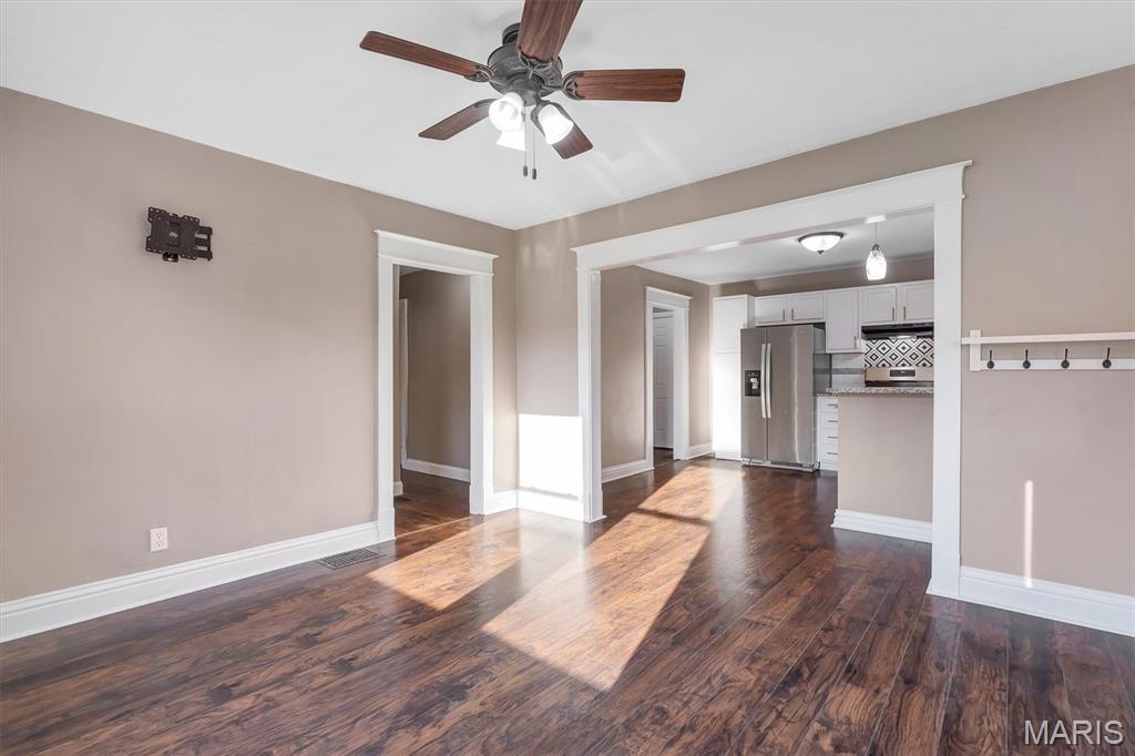 8627 Argyle Avenue Property Photo 4