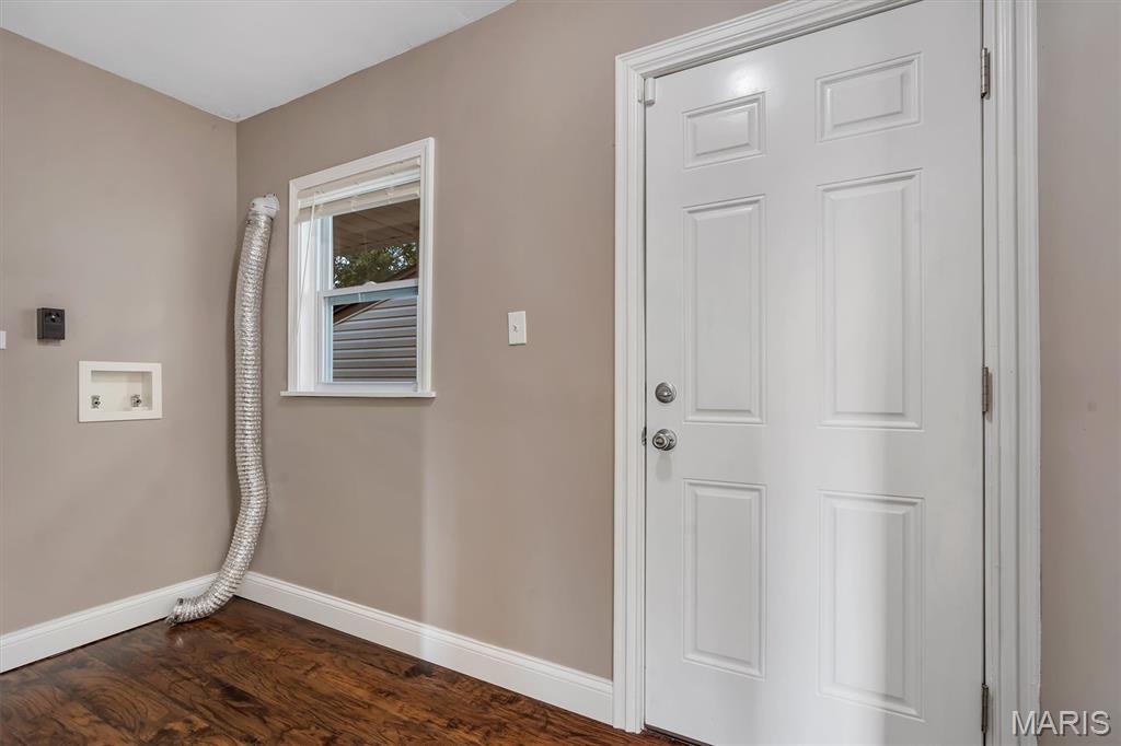 8627 Argyle Avenue Property Photo 12
