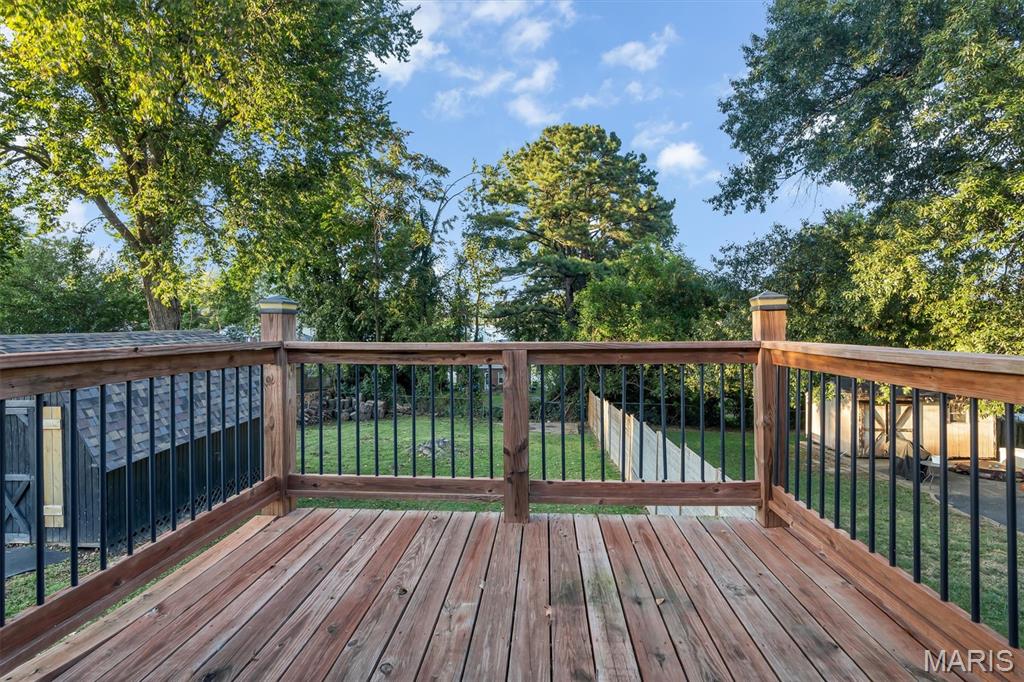 8627 Argyle Avenue Property Photo 18