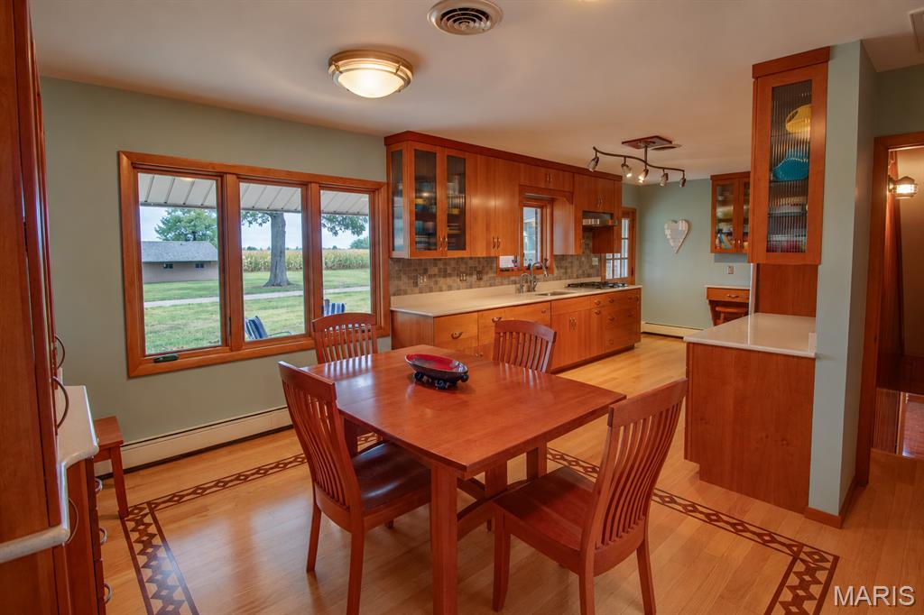 24018 State Highway 16 Property Photo 33