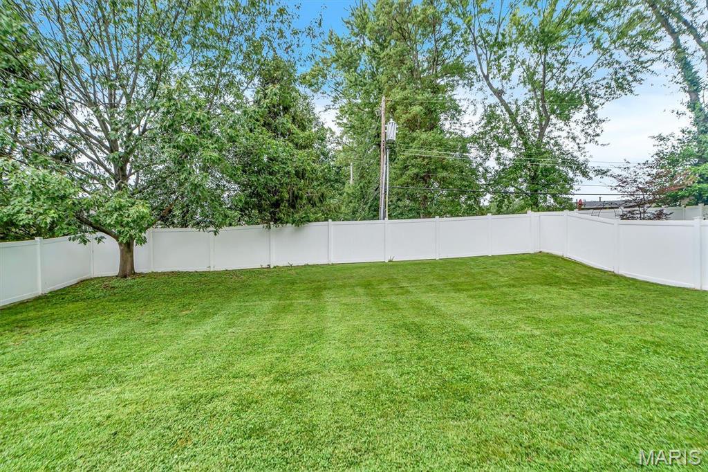 331 Sorrento Drive Property Photo 12