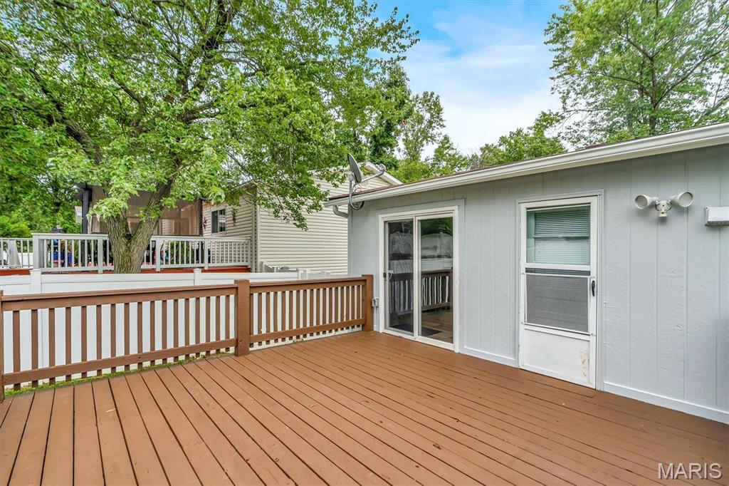 331 Sorrento Drive Property Photo 14