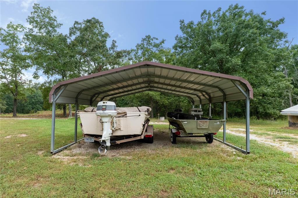 357 County Road 4245 Property Photo 9