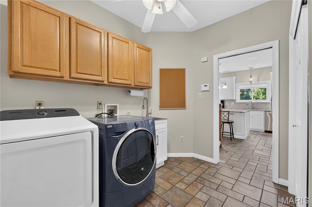 947 Crown Pointe Estates Drive Property Photo 21