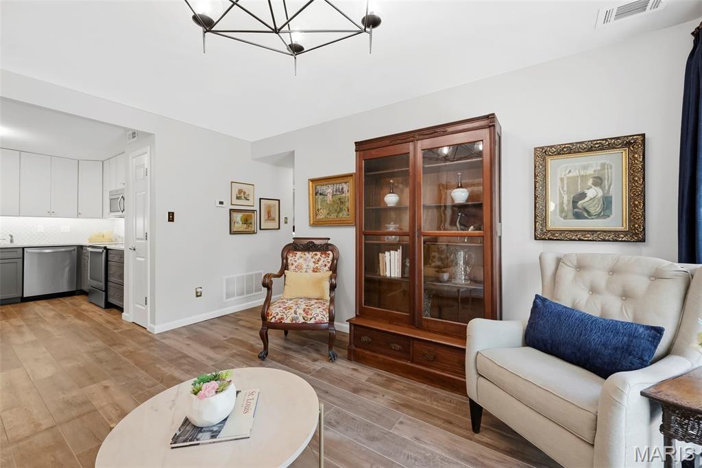 709 Ridgeside Drive A Property Photo 5