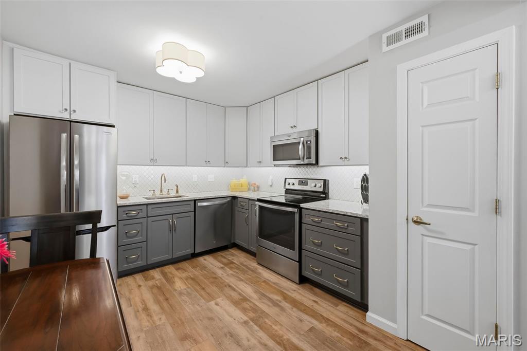 709 Ridgeside Drive A Property Photo 8
