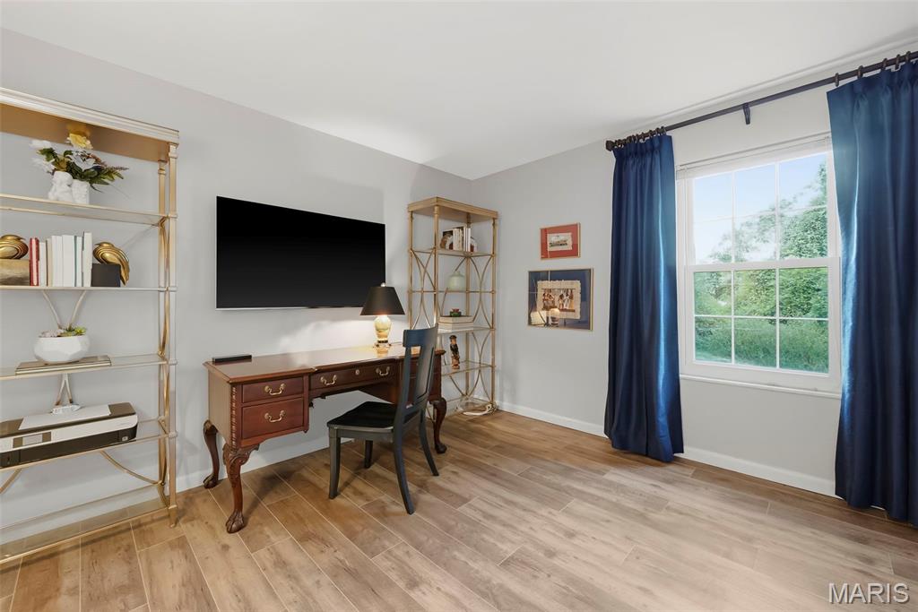 709 Ridgeside Drive A Property Photo 17