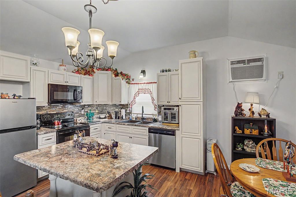 20720 State Highway C Property Photo 48
