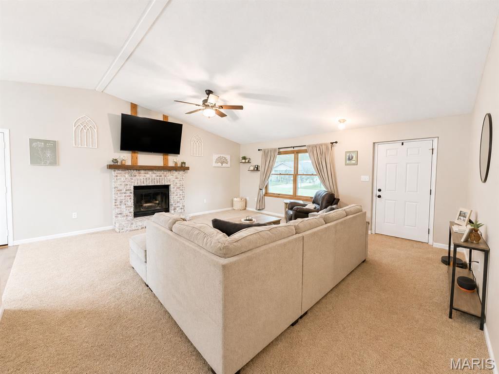 403 Leisure Street Property Photo 2
