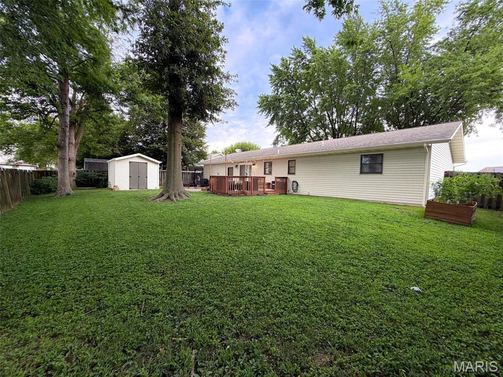 403 Leisure Street Property Photo 6
