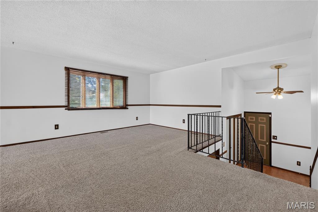31 Buckingham Drive Property Photo 4