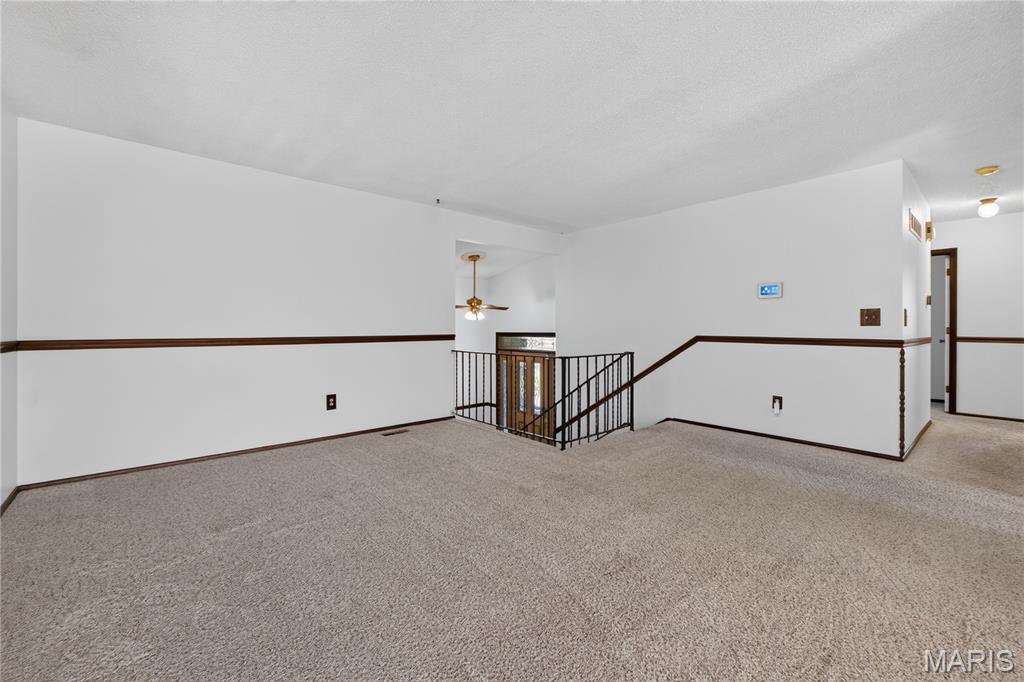 31 Buckingham Drive Property Photo 5