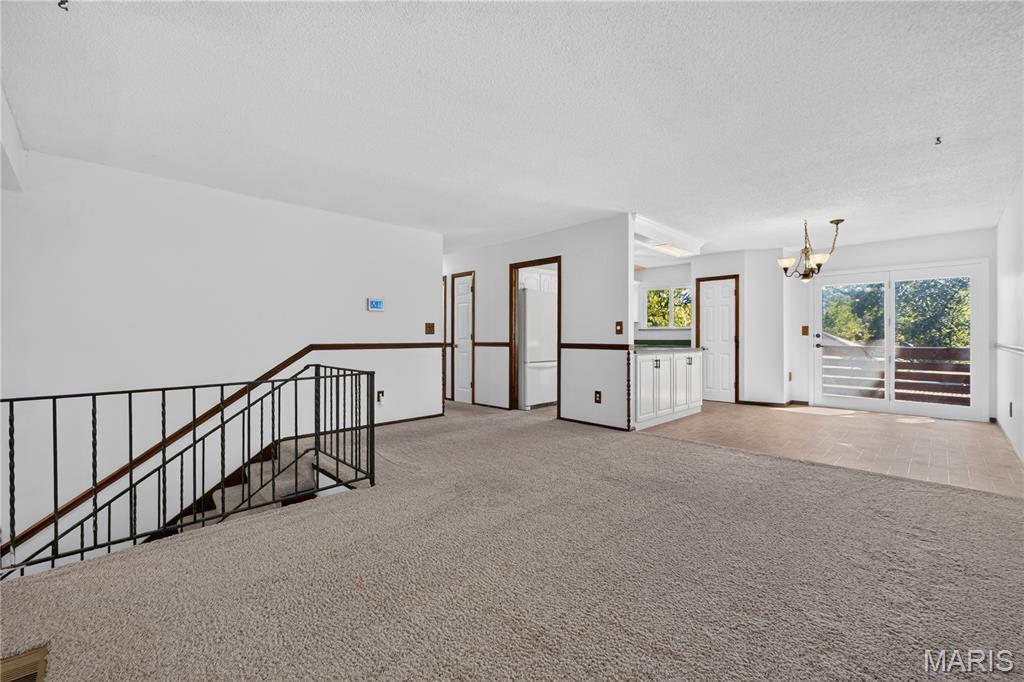 31 Buckingham Drive Property Photo 6