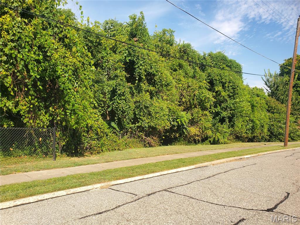 12x Hillcrest Avenue Property Photo 1