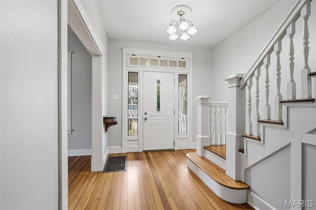 8941 Forest Avenue Property Photo 2