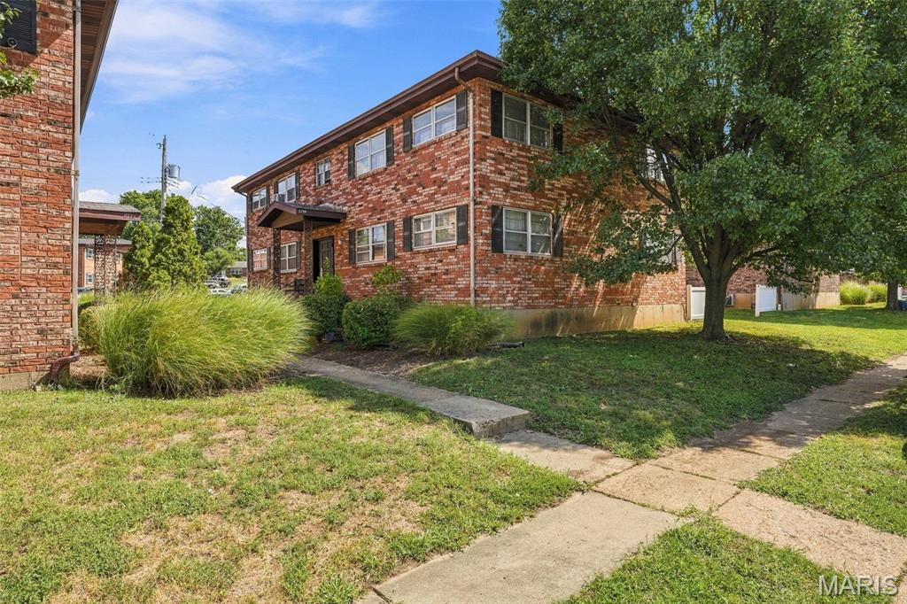6739 Highland House Court Property Photo 2