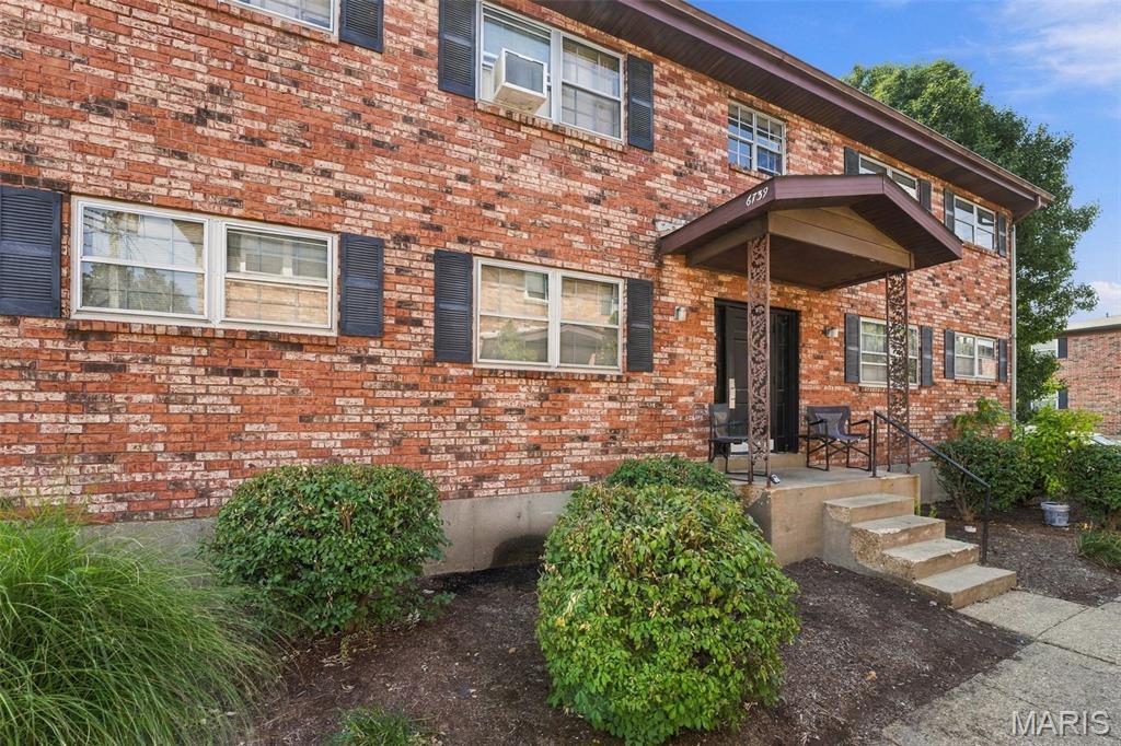 6739 Highland House Court Property Photo 9