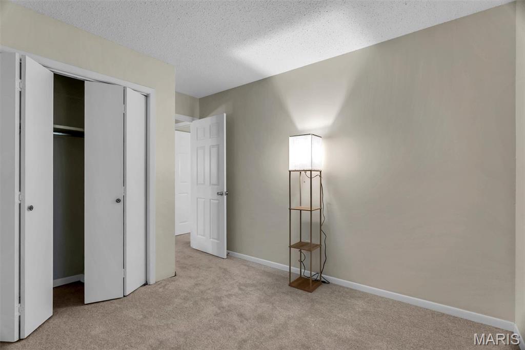 409 E 11th Street Property Photo 18