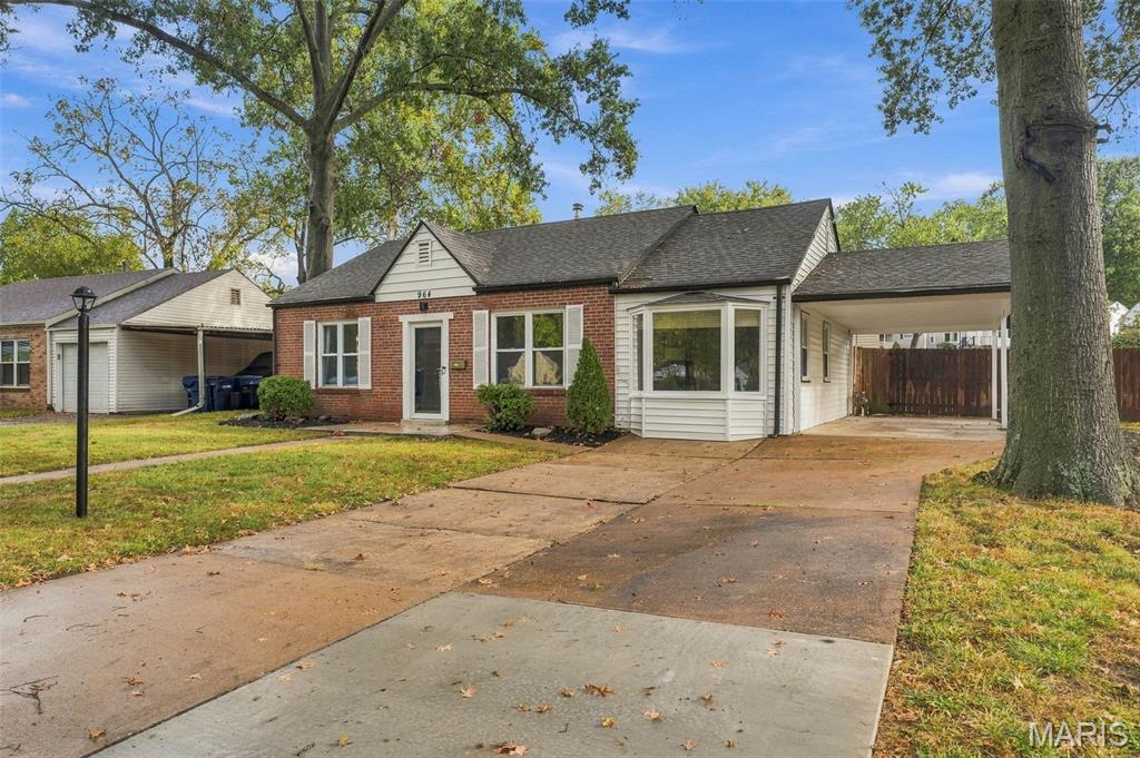 964 Sanders Drive Property Photo 1