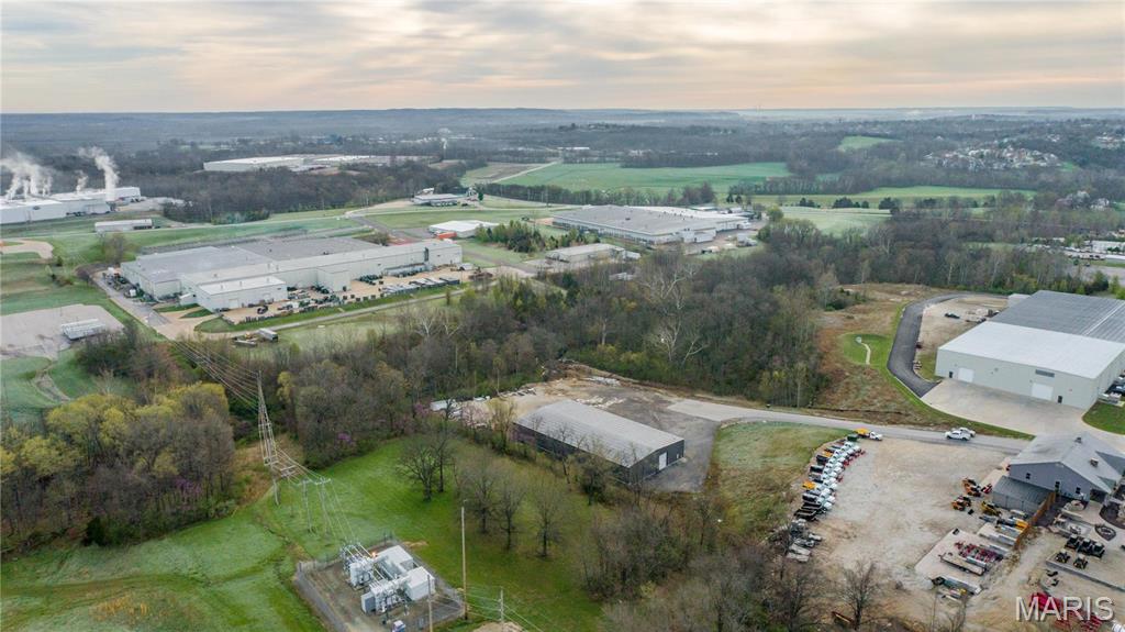 475 W Industrial Park Drive B Property Photo 3