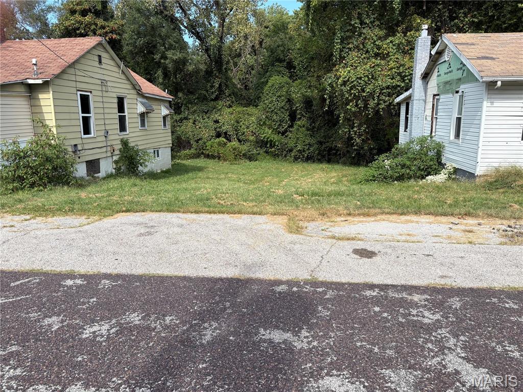 8725 Shirley Avenue Property Photo 1