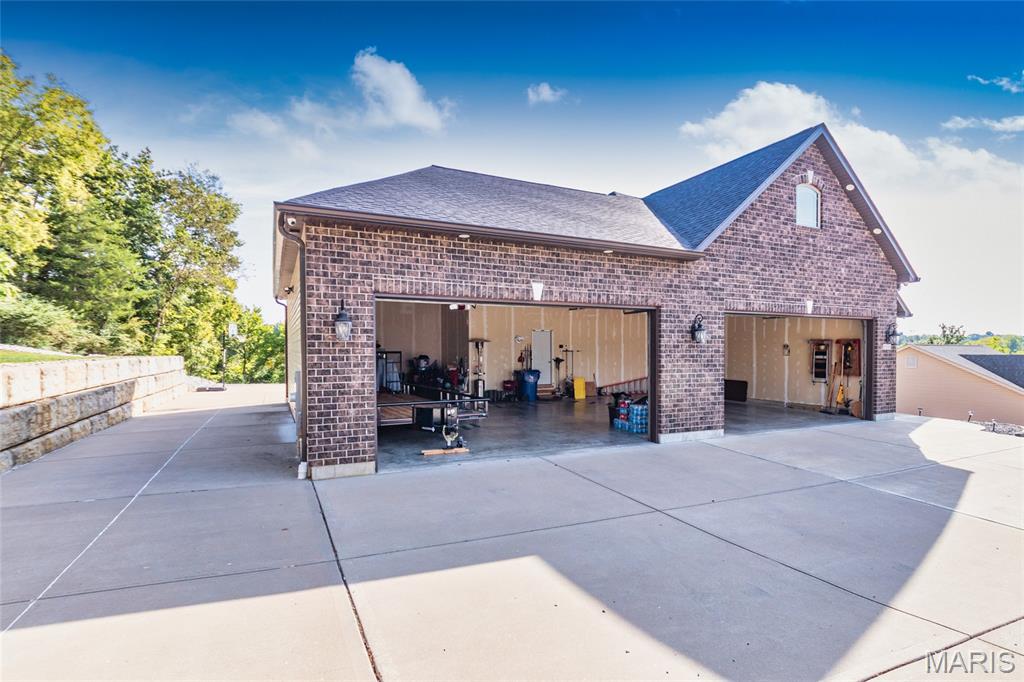 5046 Warren Road Property Photo 66