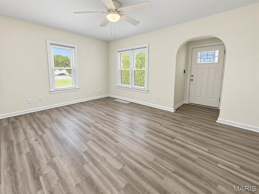 2108 Main Street Property Photo 2