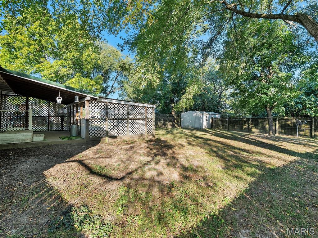 175 E Pine Street Property Photo 9