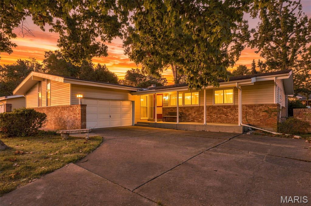 1658 Rathford Drive