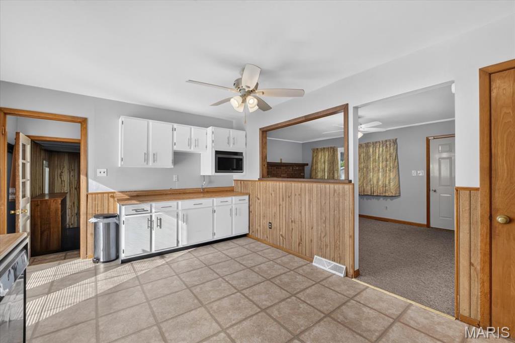 208 Hill Drive Property Photo 13