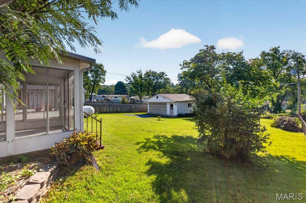 208 Hill Drive Property Photo 33