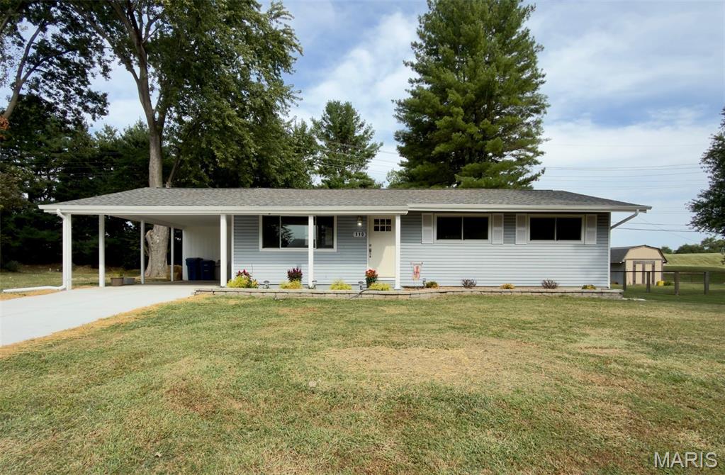 110 Paula Drive Property Photo 1