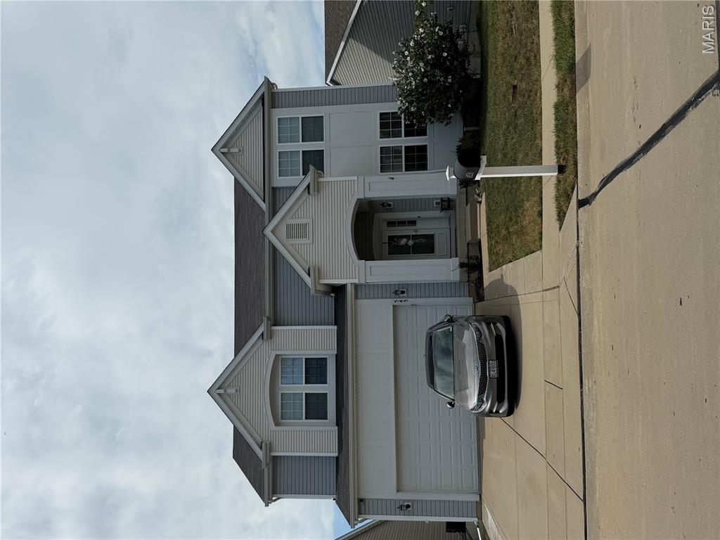543 Country Chase Drive Property Photo 1