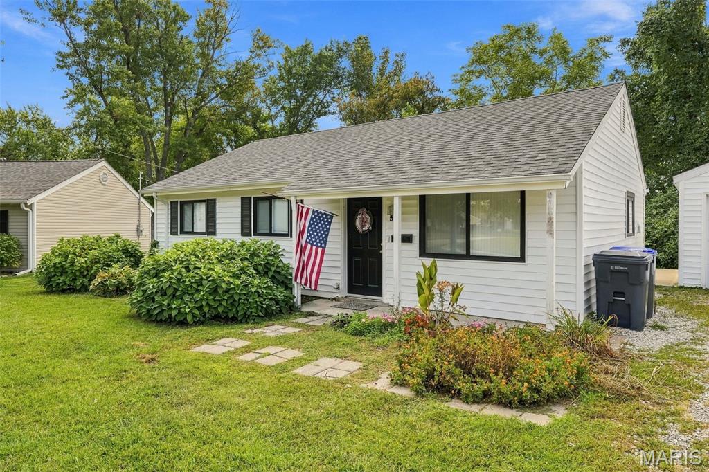 512 Eggering Drive Property Photo 2