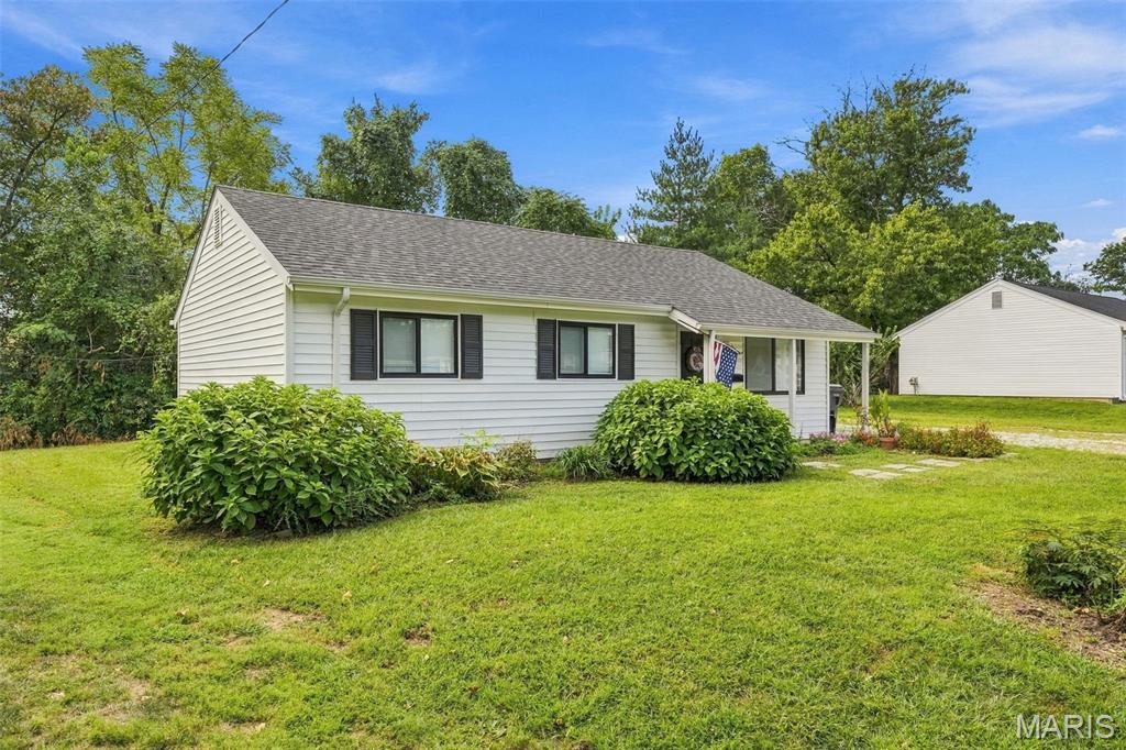 512 Eggering Drive Property Photo 3