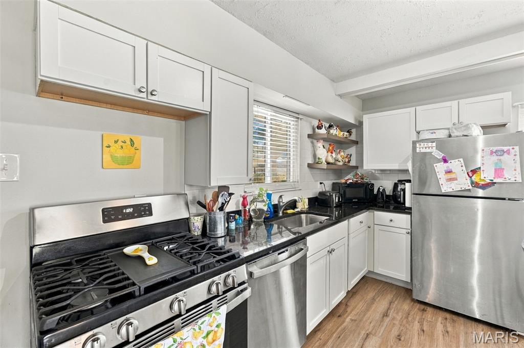 512 Eggering Drive Property Photo 12