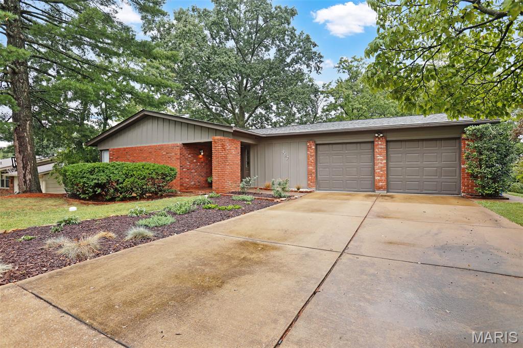 957 Flair Court Property Photo 1