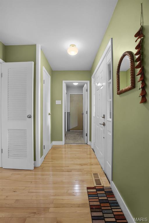 957 Flair Court Property Photo 3