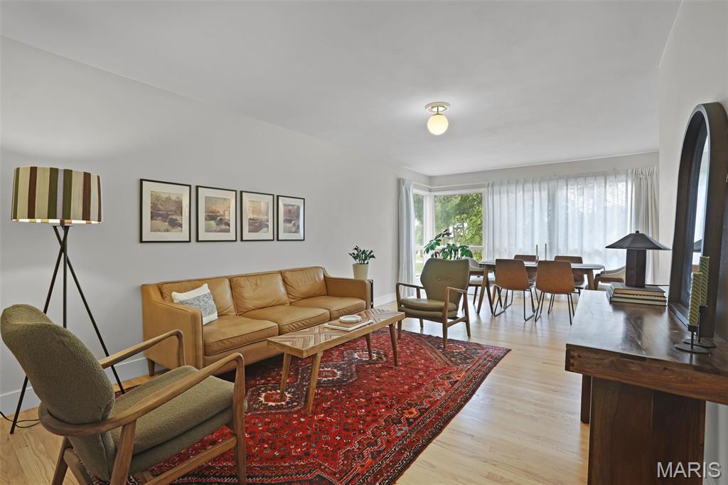 957 Flair Court Property Photo 4