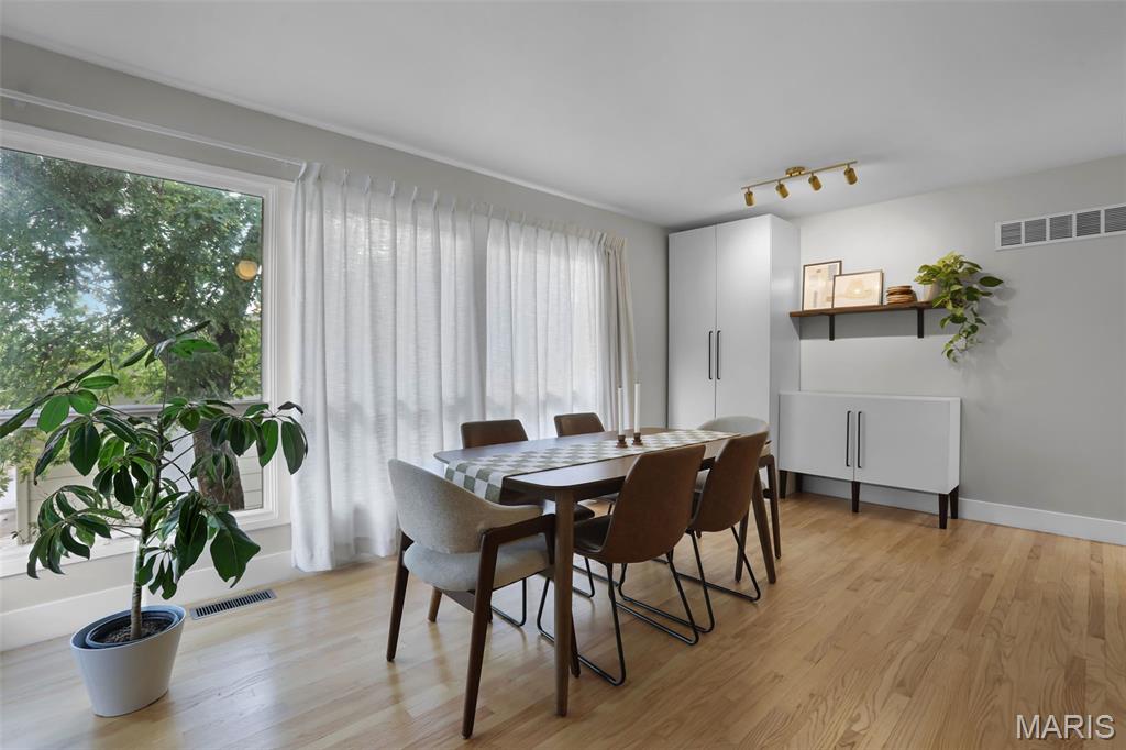 957 Flair Court Property Photo 7