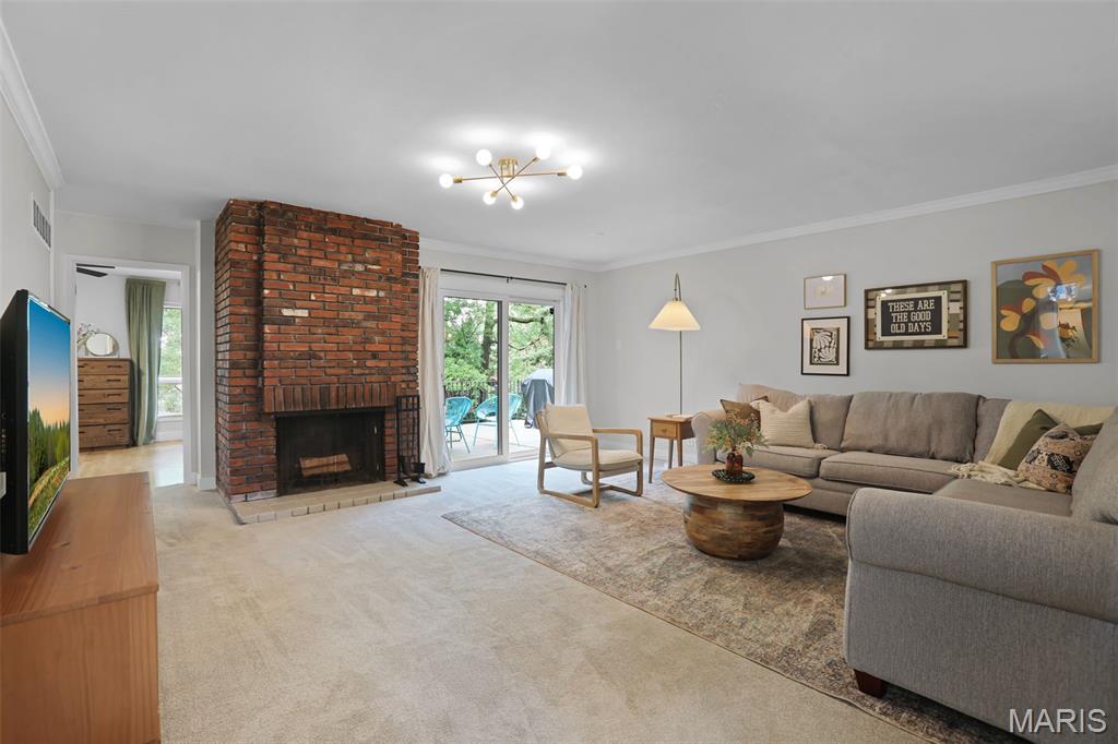 957 Flair Court Property Photo 9