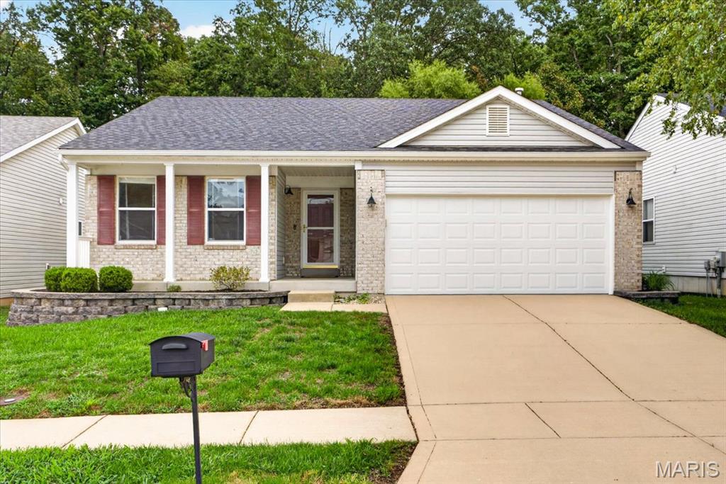 1158 Liberty Crossing Property Photo 1