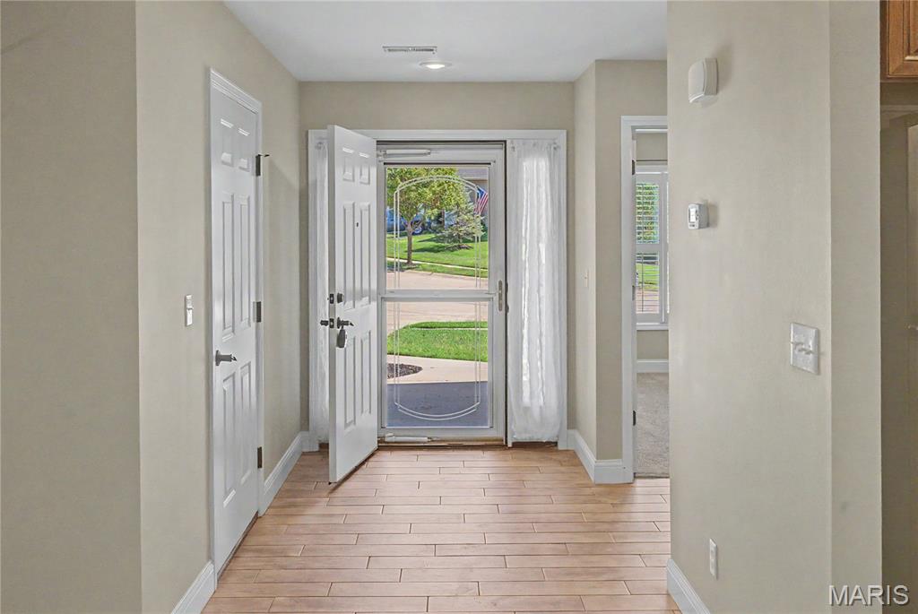 3174 Park Place Drive Property Photo 3