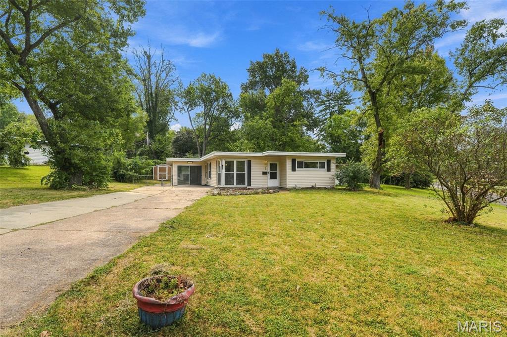 2 Marquette Drive Property Photo 1