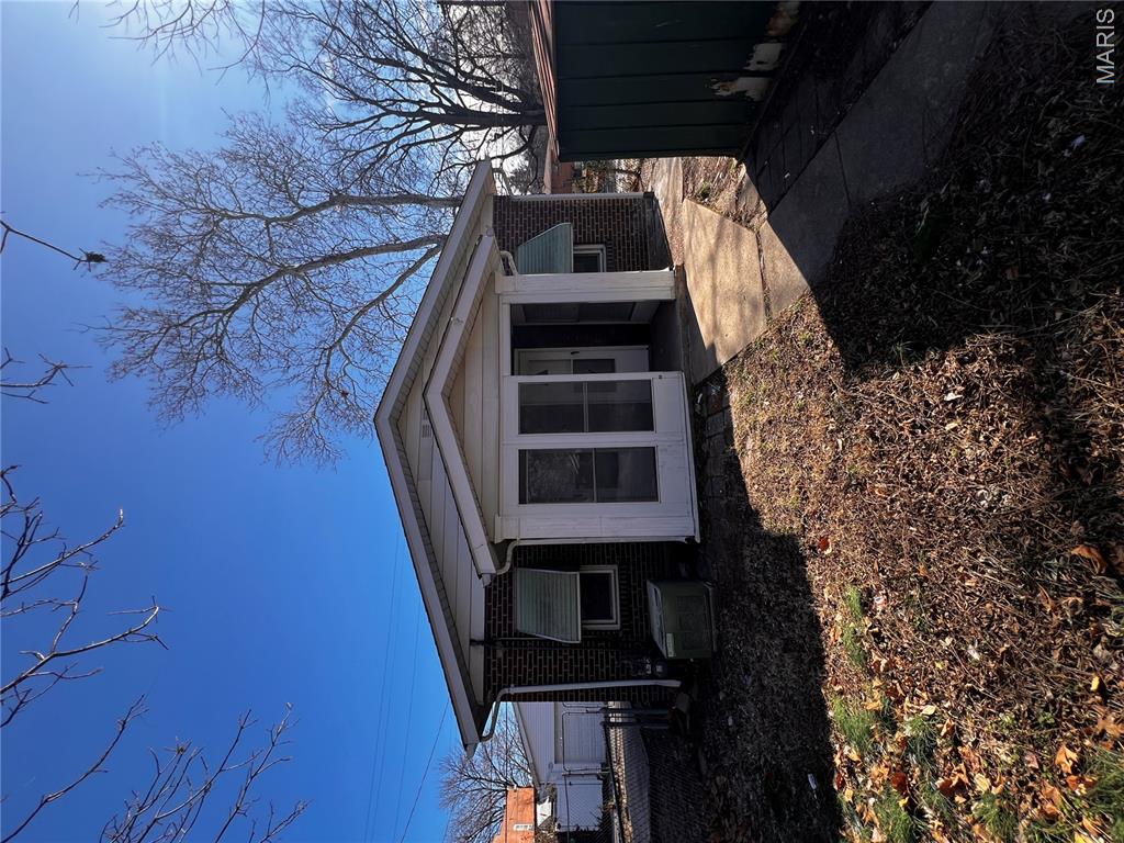 5520 Louisiana Avenue Property Photo 1