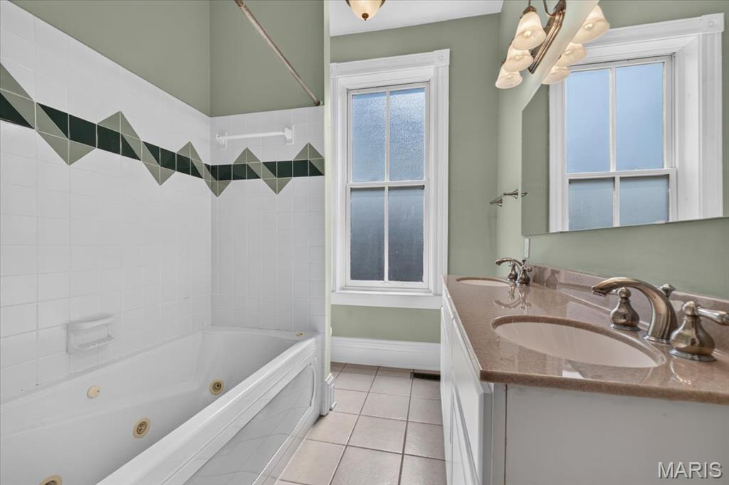 2141 Oregon Avenue Property Photo 23