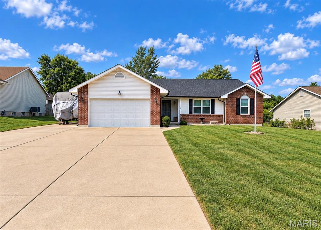 1225 Shingle Oak Court Property Photo 1
