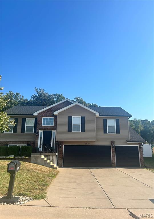 2829 Mallard Court Property Photo 1