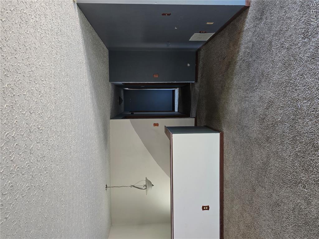 128 Carter Street Property Photo 4